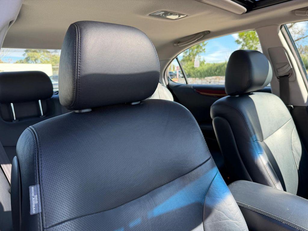 used 2005 Lexus ES 330 car, priced at $5,900