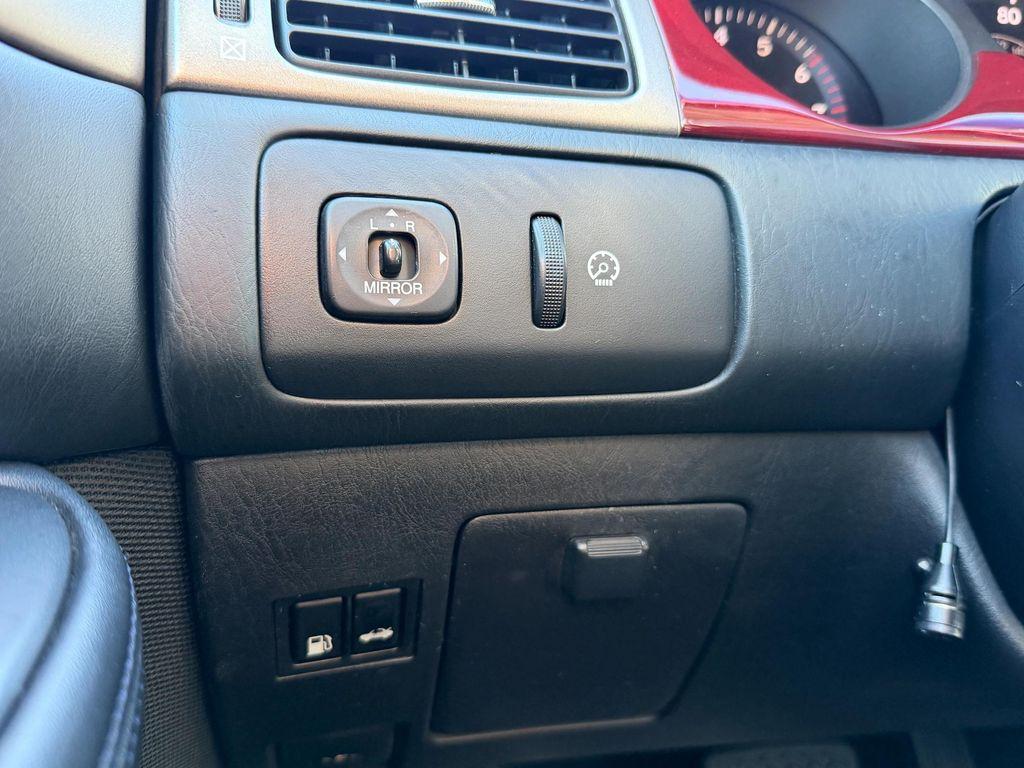 used 2005 Lexus ES 330 car, priced at $5,900