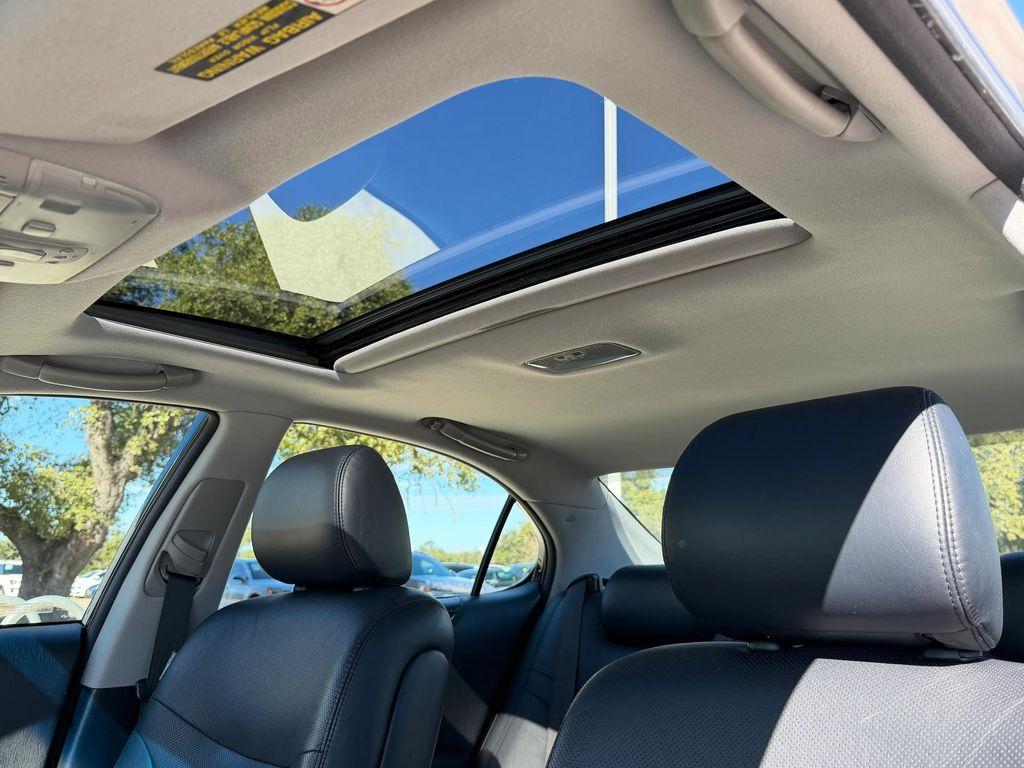 used 2005 Lexus ES 330 car, priced at $5,900