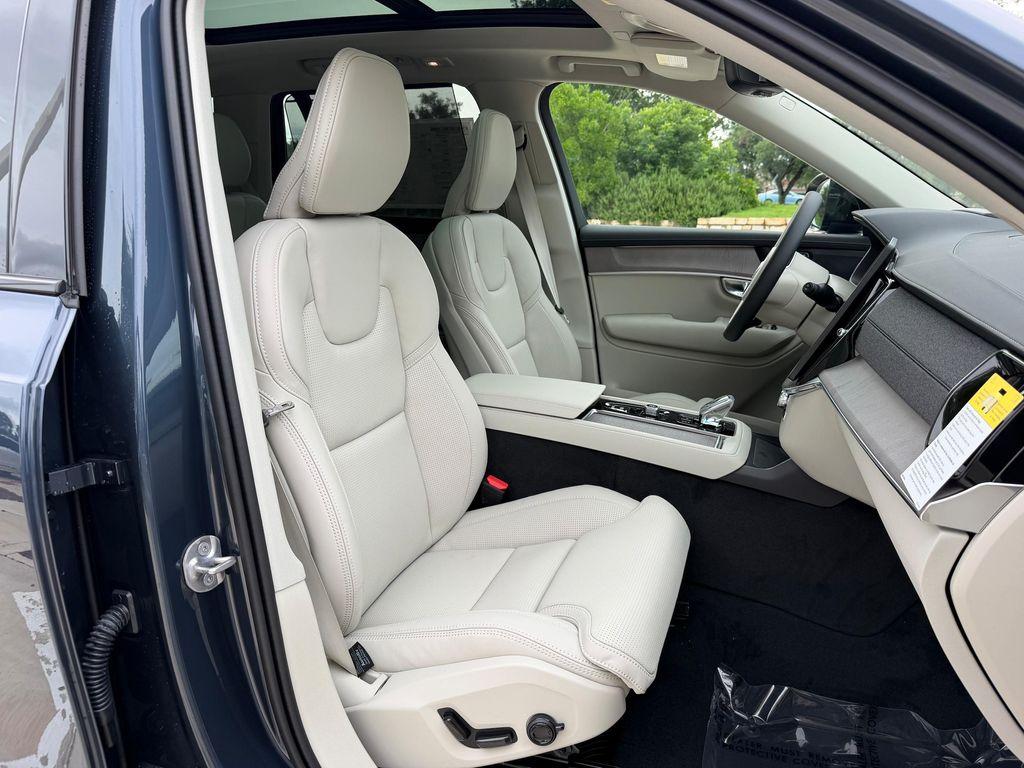 new 2026 Volvo XC90 car, priced at $76,420