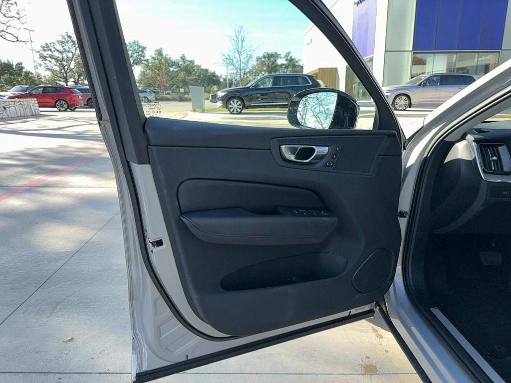 used 2025 Volvo XC60 car, priced at $39,700