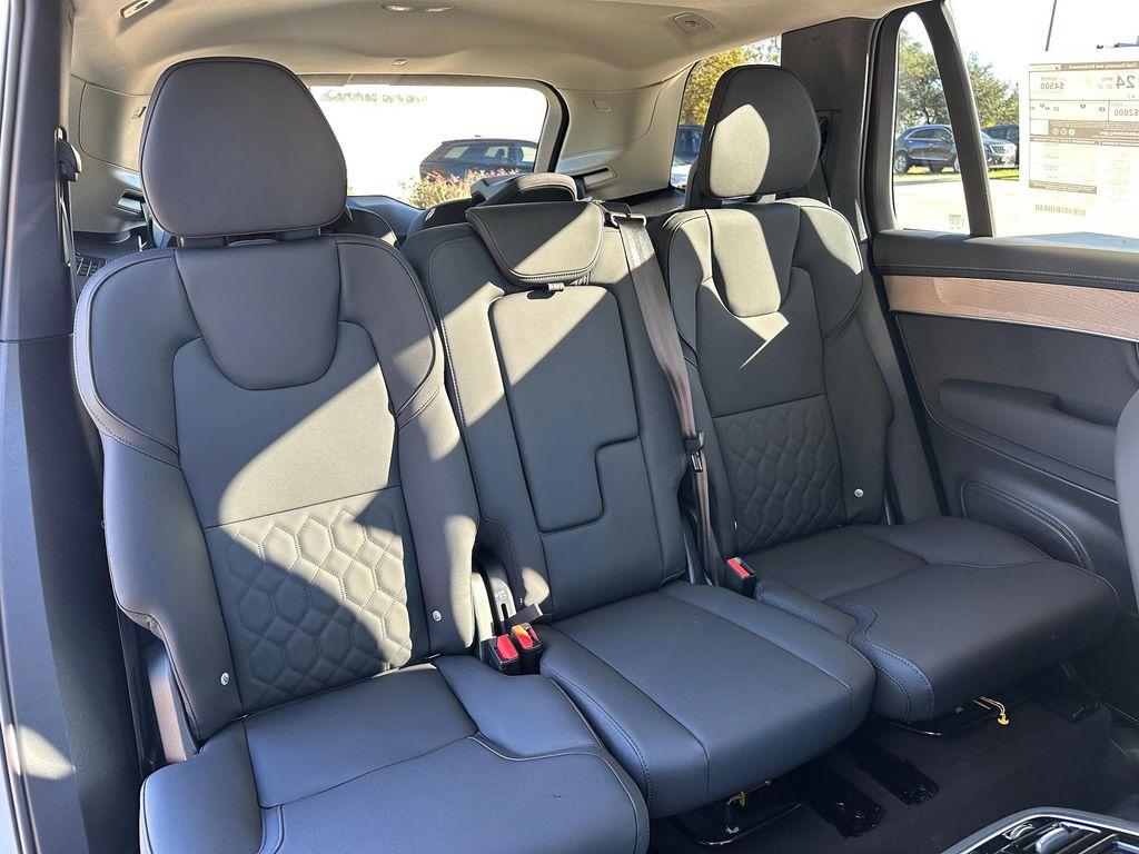 new 2026 Volvo XC90 car, priced at $62,345