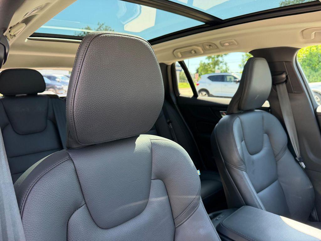 used 2025 Volvo V60 Cross Country car, priced at $40,125