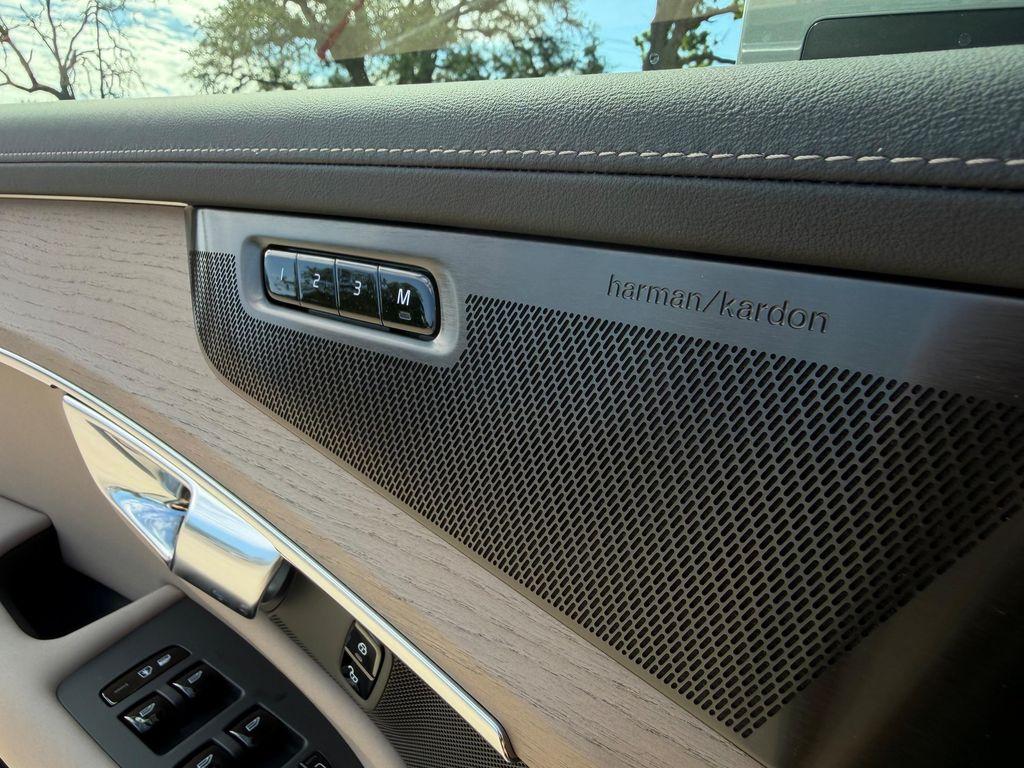 new 2026 Volvo XC90 Plug-In Hybrid car, priced at $82,220