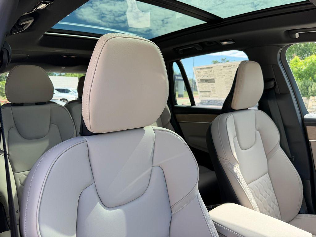 new 2026 Volvo XC90 Plug-In Hybrid car, priced at $82,220
