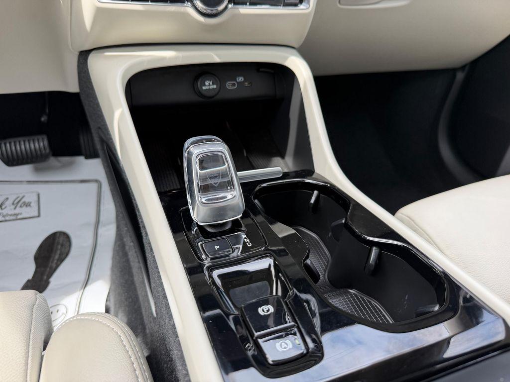 used 2023 Volvo XC40 car, priced at $34,125