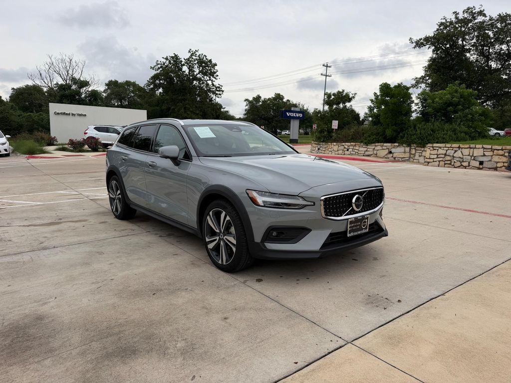 used 2025 Volvo V60 Cross Country car, priced at $40,125