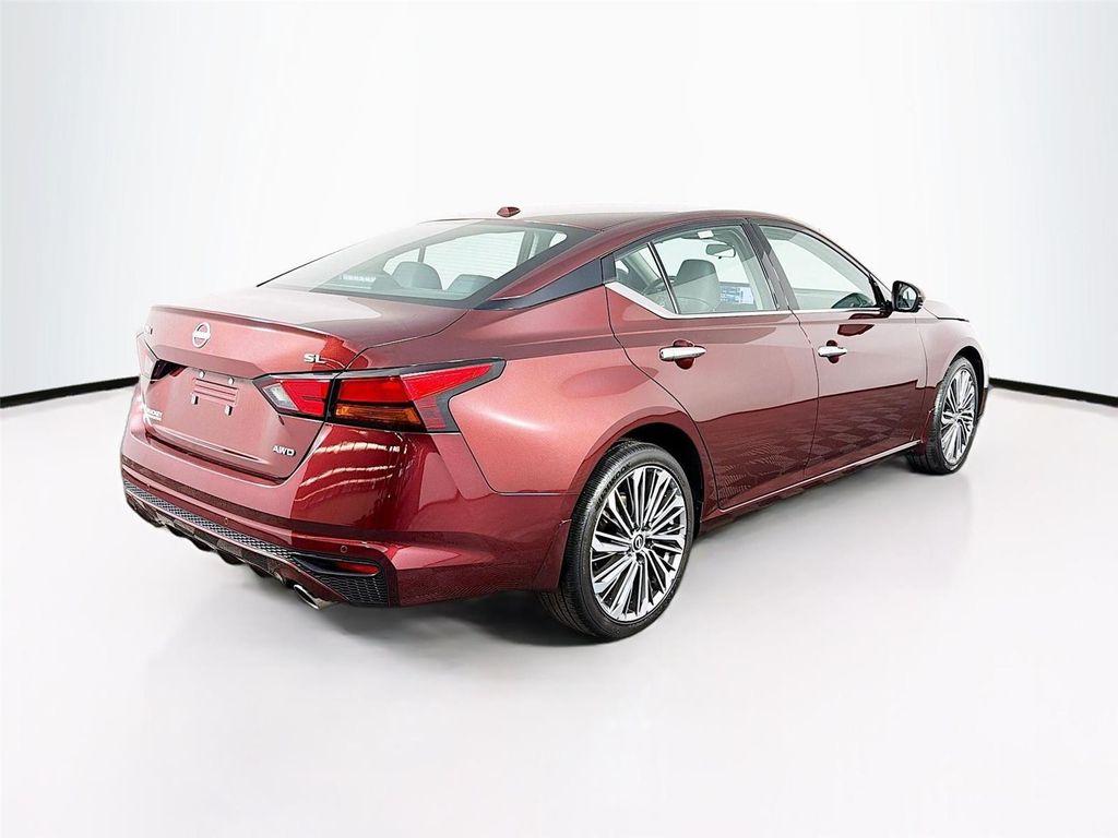 used 2024 Nissan Altima car, priced at $25,297