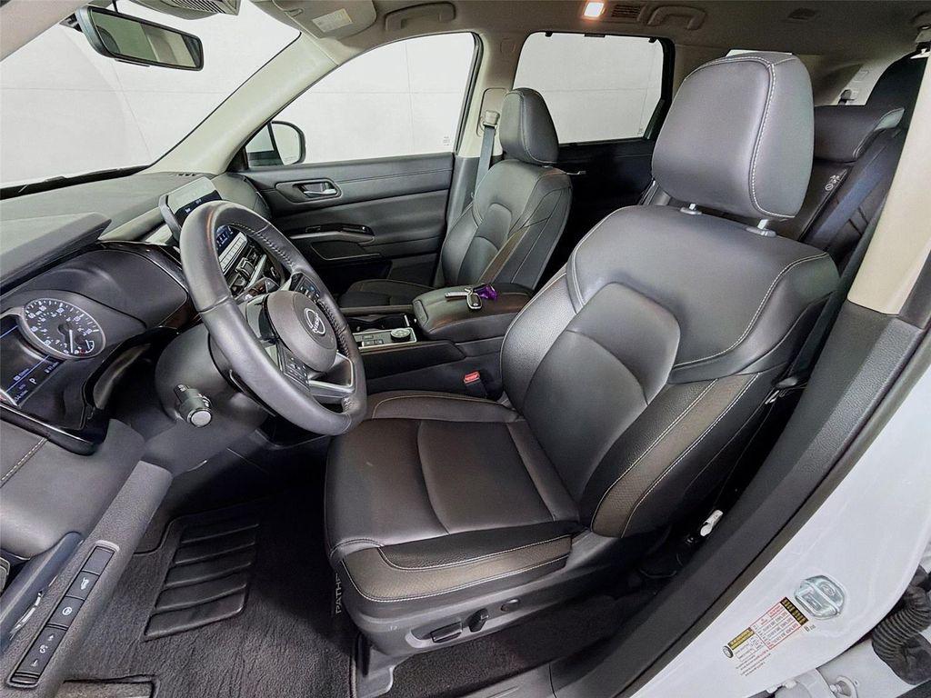used 2025 Nissan Pathfinder car, priced at $33,997
