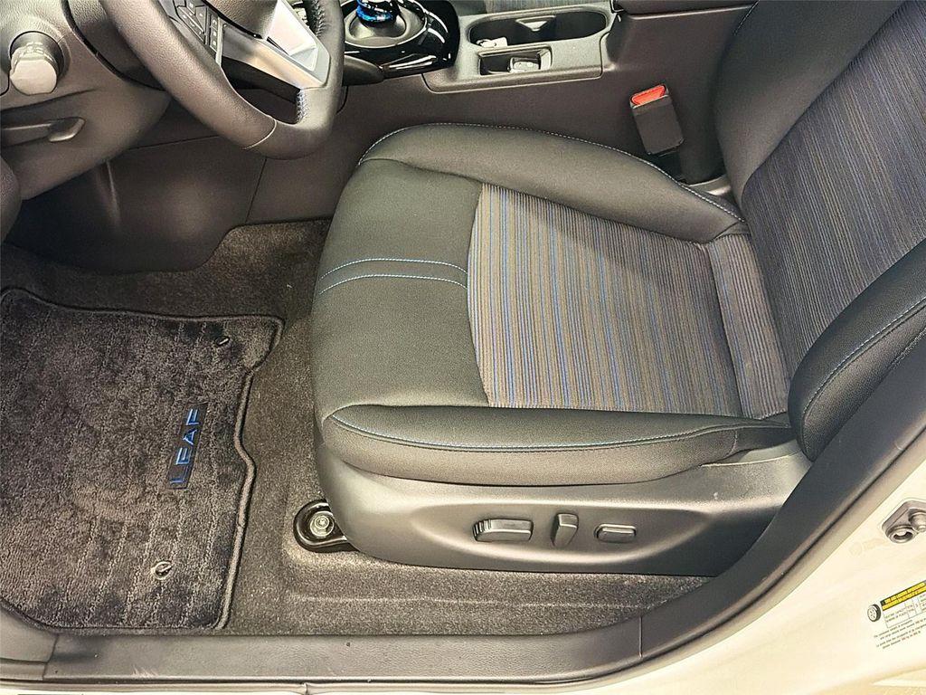new 2025 Nissan Leaf car, priced at $31,654
