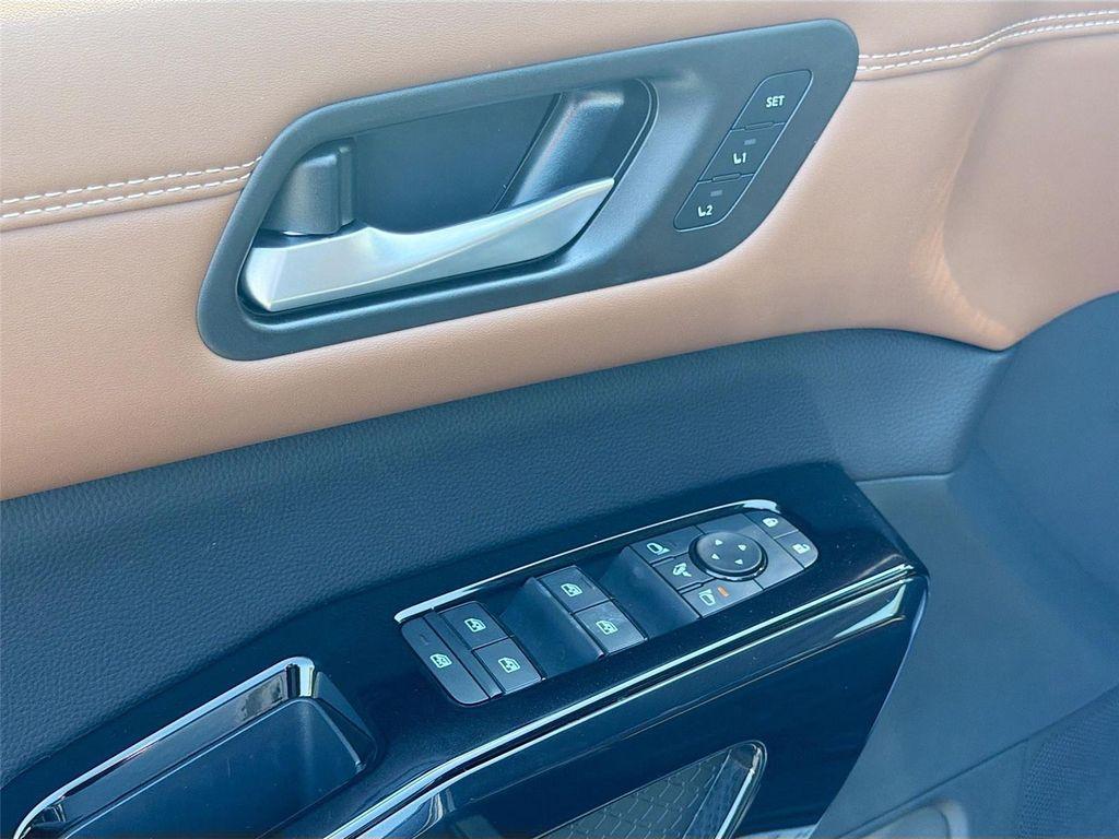 new 2026 Nissan Pathfinder car, priced at $48,338