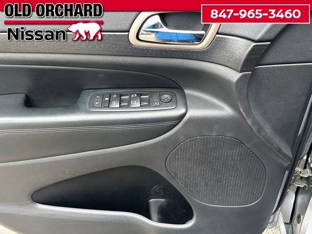 used 2015 Jeep Grand Cherokee car, priced at $10,555