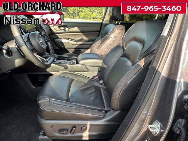used 2024 Nissan Pathfinder car, priced at $31,999