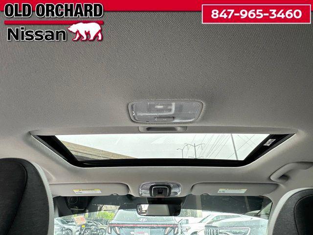 used 2025 Hyundai Elantra car, priced at $21,333