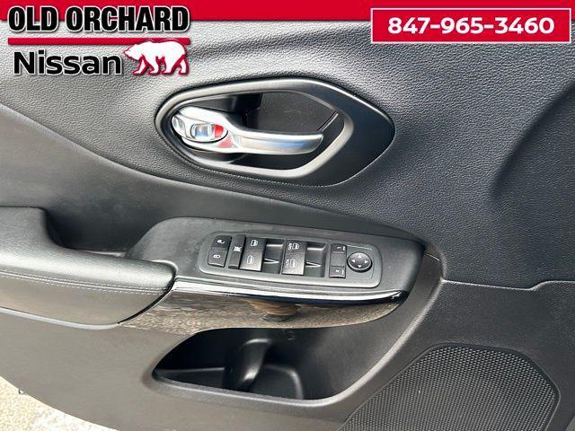 used 2021 Jeep Cherokee car, priced at $14,111