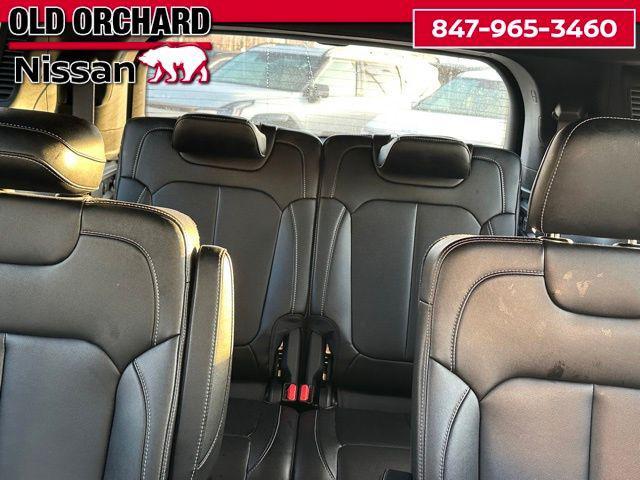 used 2024 Jeep Grand Cherokee L car, priced at $31,997