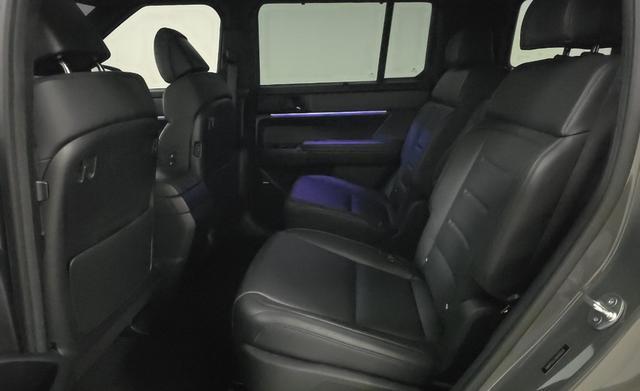 used 2024 Hyundai SANTA FE HEV car, priced at $34,988