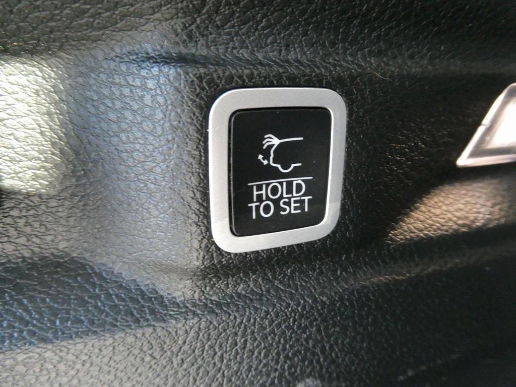 used 2021 Jeep Grand Cherokee L car, priced at $23,995