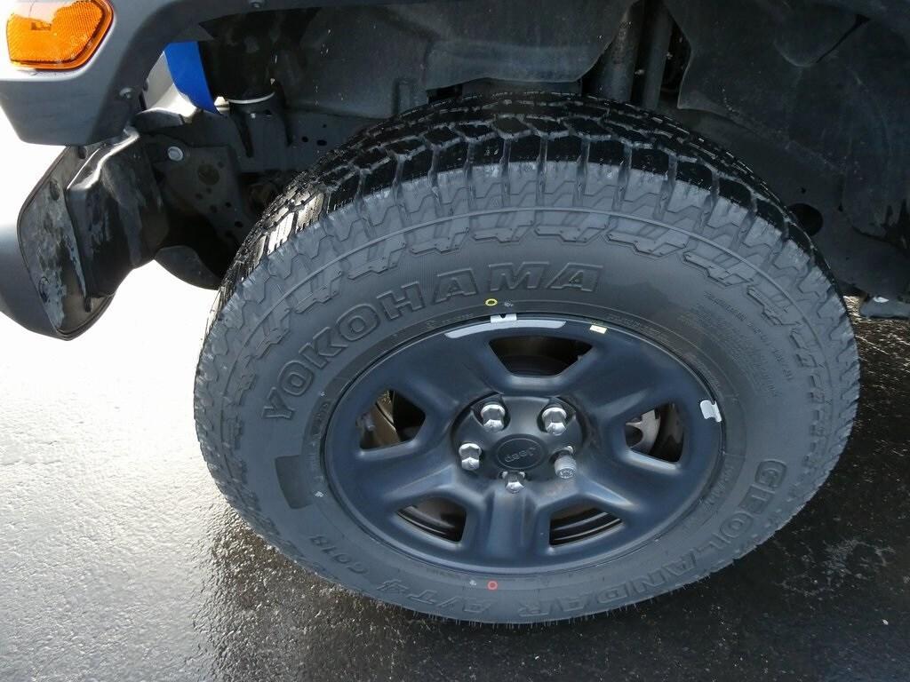 used 2023 Jeep Gladiator car, priced at $28,995