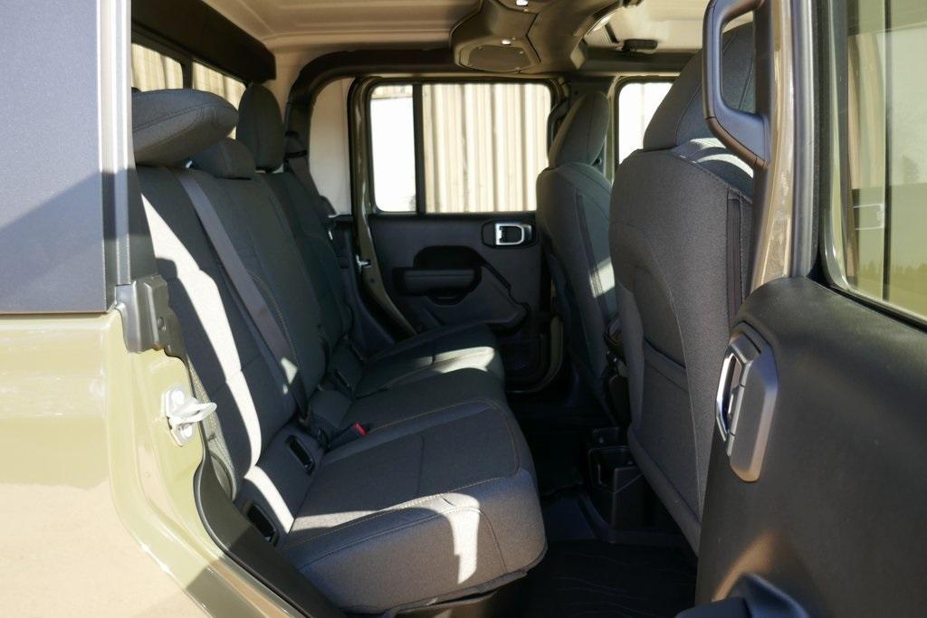 new 2026 Jeep Gladiator car, priced at $48,726