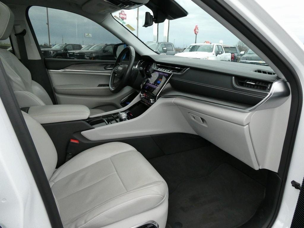 used 2021 Jeep Grand Cherokee L car, priced at $28,995
