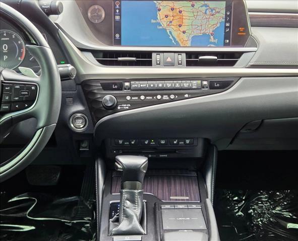 used 2020 Lexus ES 350 car, priced at $30,584
