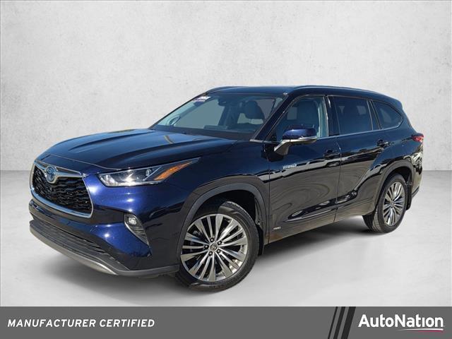 used 2021 Toyota Highlander Hybrid car, priced at $35,694