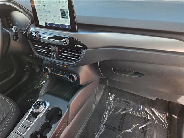 used 2024 Ford Escape car, priced at $19,992