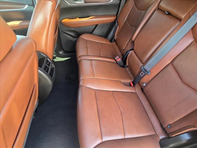 used 2021 Cadillac XT5 car, priced at $23,536