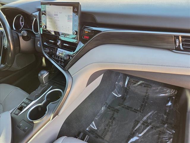 used 2021 Toyota Camry Hybrid car, priced at $23,792