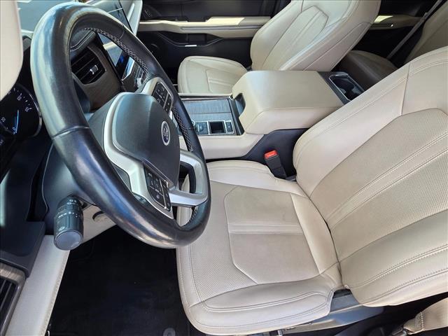 used 2024 Ford Expedition car, priced at $38,988
