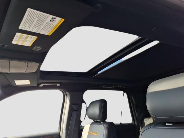 new 2025 Ford Expedition car, priced at $85,050