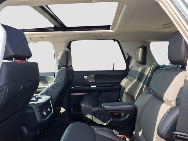 new 2025 Ford Expedition car, priced at $77,940