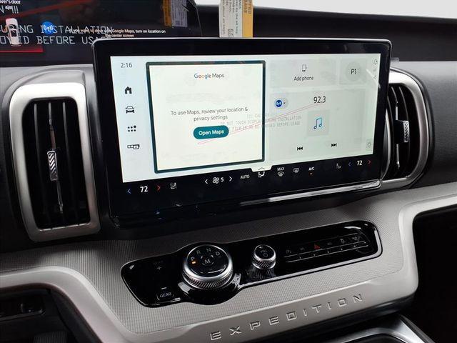 new 2025 Ford Expedition car, priced at $68,680