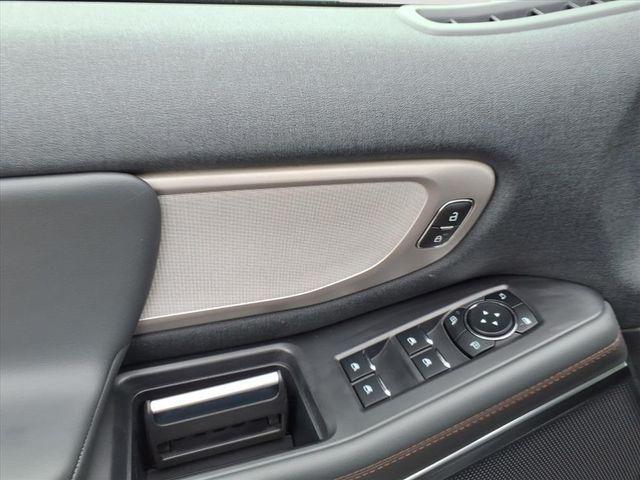 new 2025 Ford Expedition car, priced at $68,680