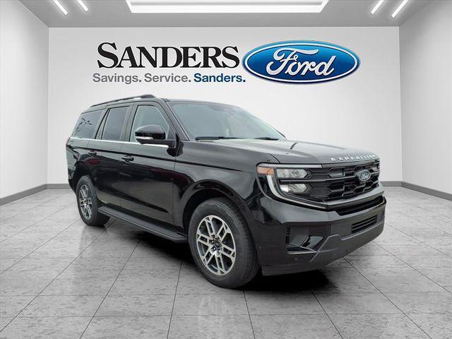 new 2025 Ford Expedition car, priced at $68,680