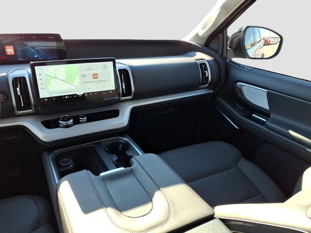 new 2025 Ford Expedition Max car, priced at $72,345