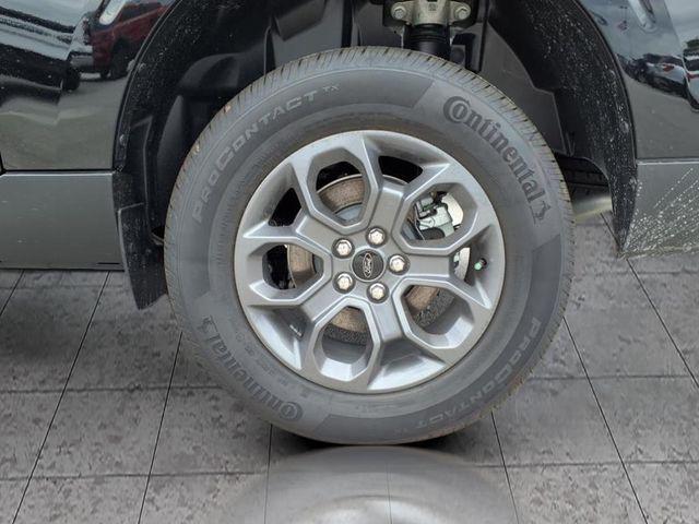 new 2025 Ford Maverick car, priced at $33,554