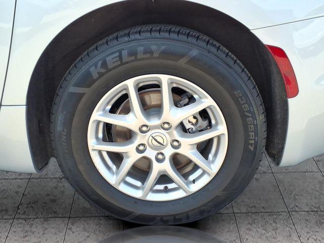 used 2024 Chrysler Pacifica car, priced at $27,996