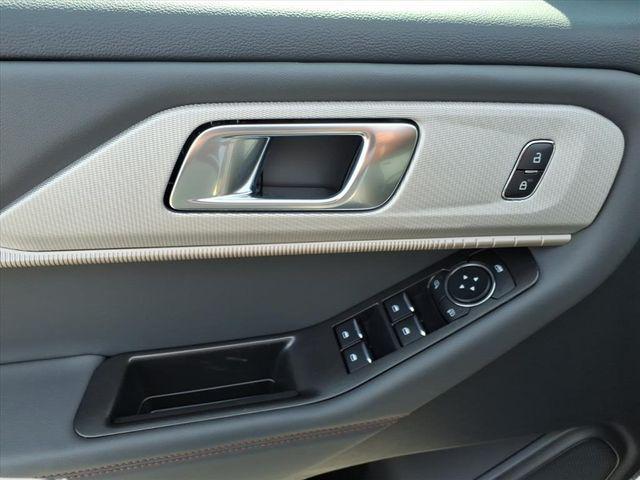 new 2026 Ford Explorer car, priced at $43,295