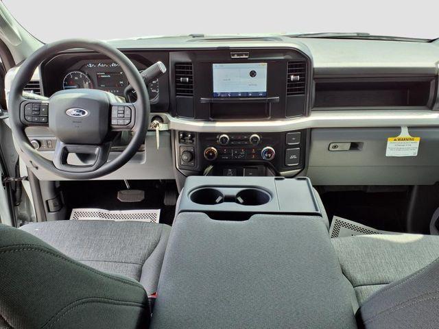new 2025 Ford F-250 car, priced at $71,264