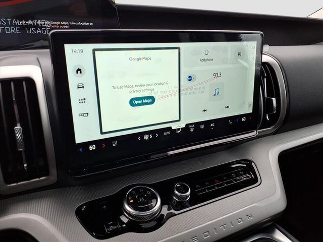 new 2025 Ford Expedition Max car, priced at $69,041