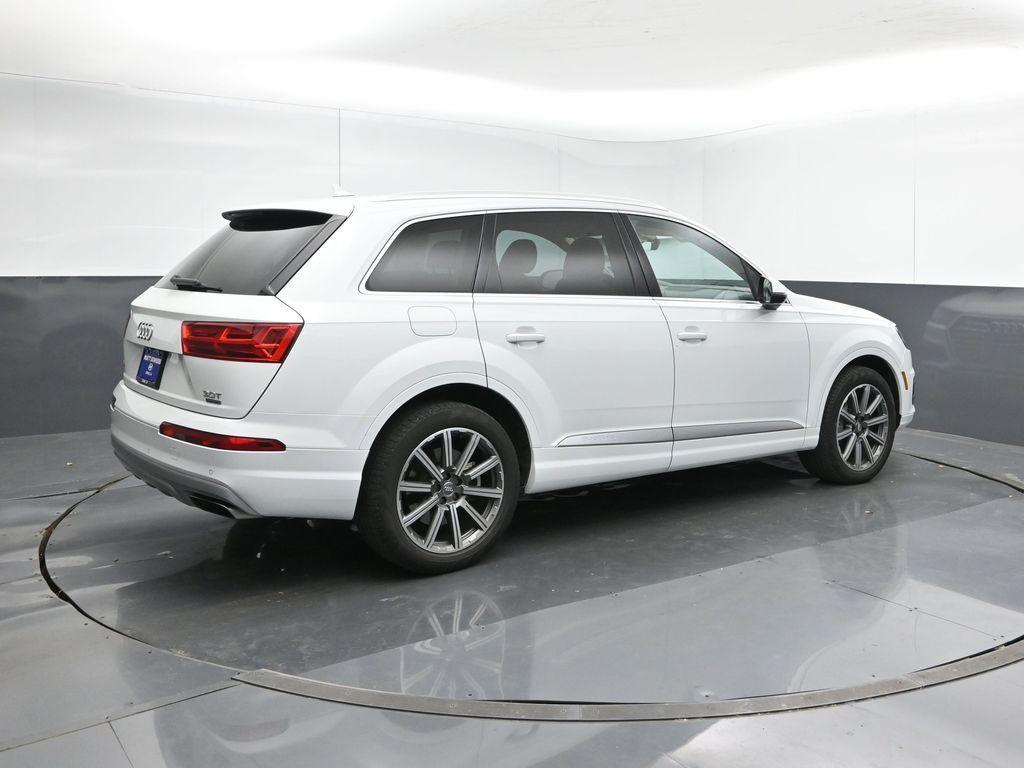 used 2018 Audi Q7 car, priced at $21,487