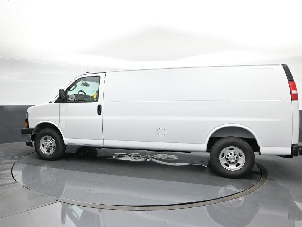 new 2025 Chevrolet Express 2500 car, priced at $50,675