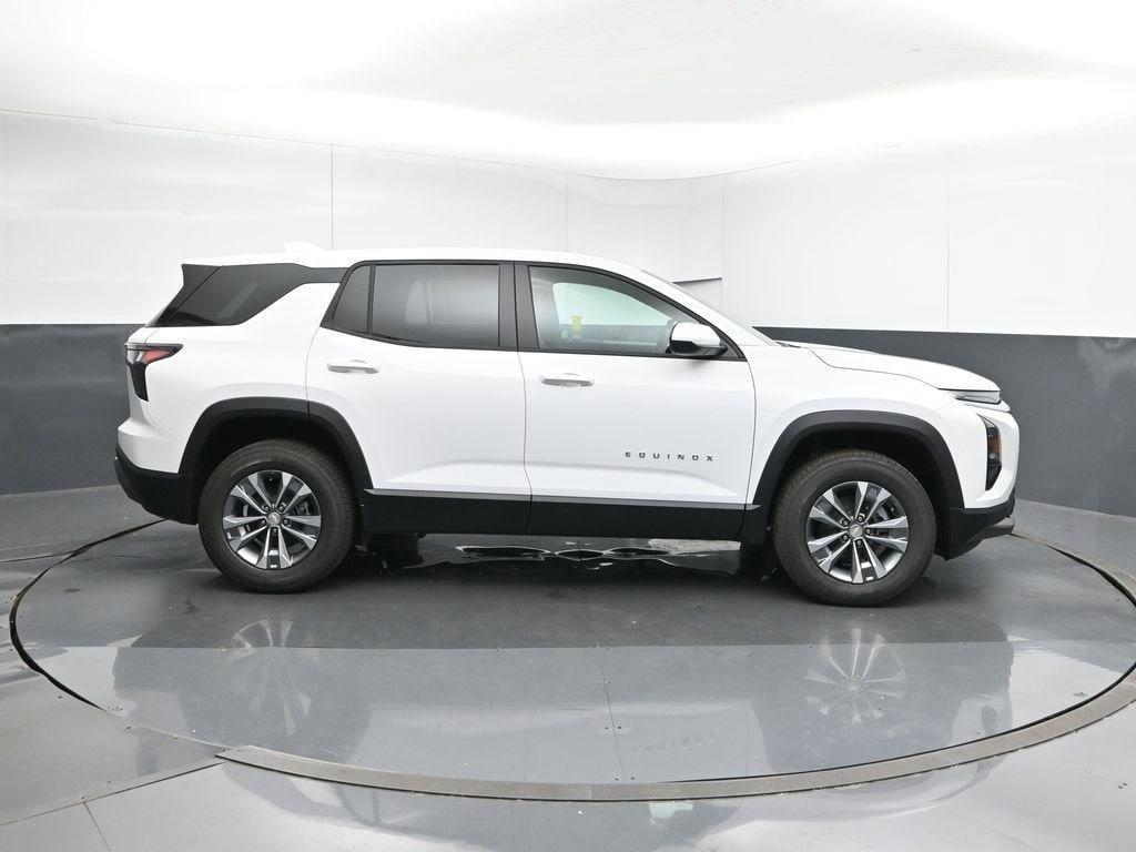 new 2026 Chevrolet Equinox car, priced at $27,870