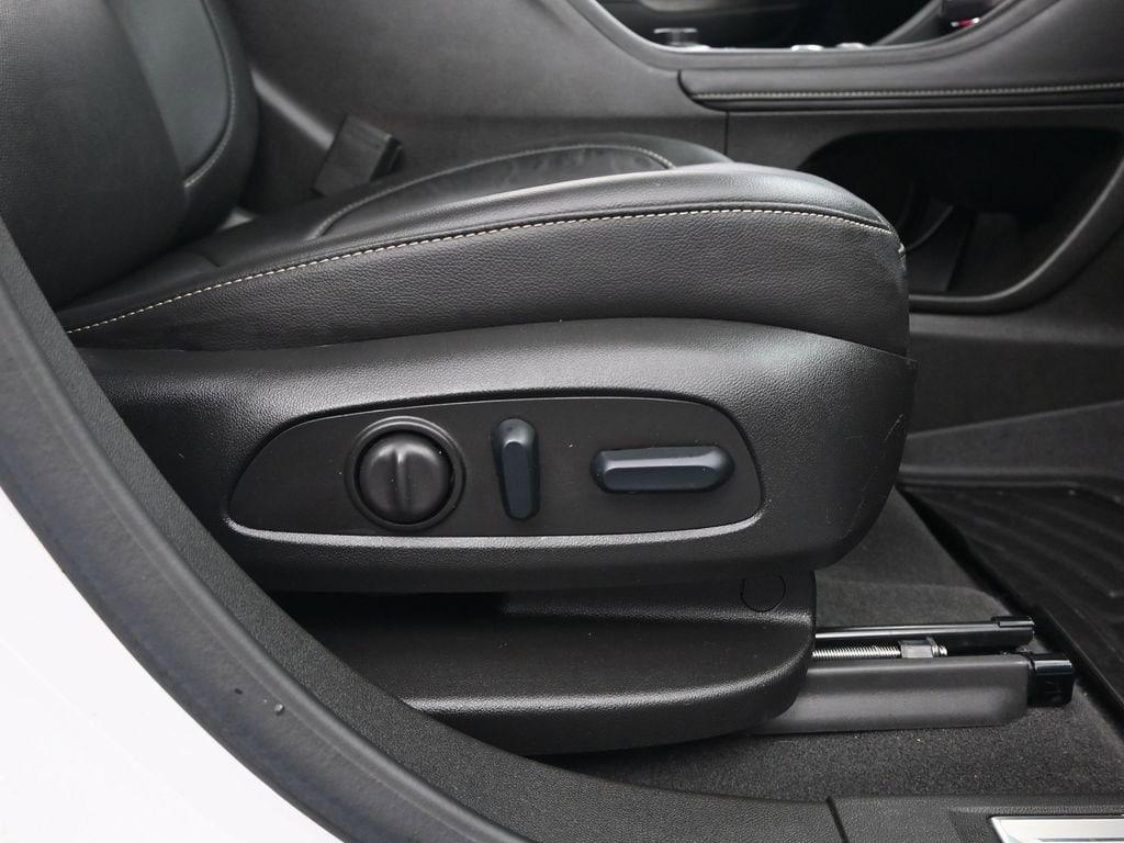 used 2023 GMC Acadia car, priced at $28,298