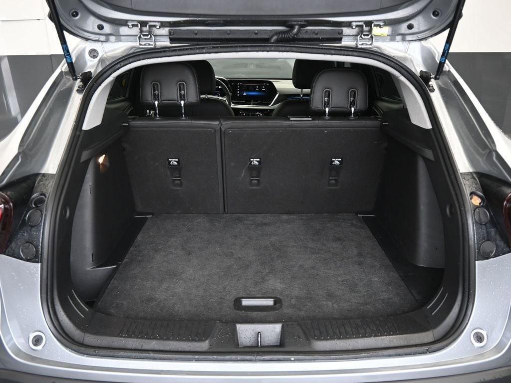 used 2025 Chevrolet Trax car, priced at $19,498