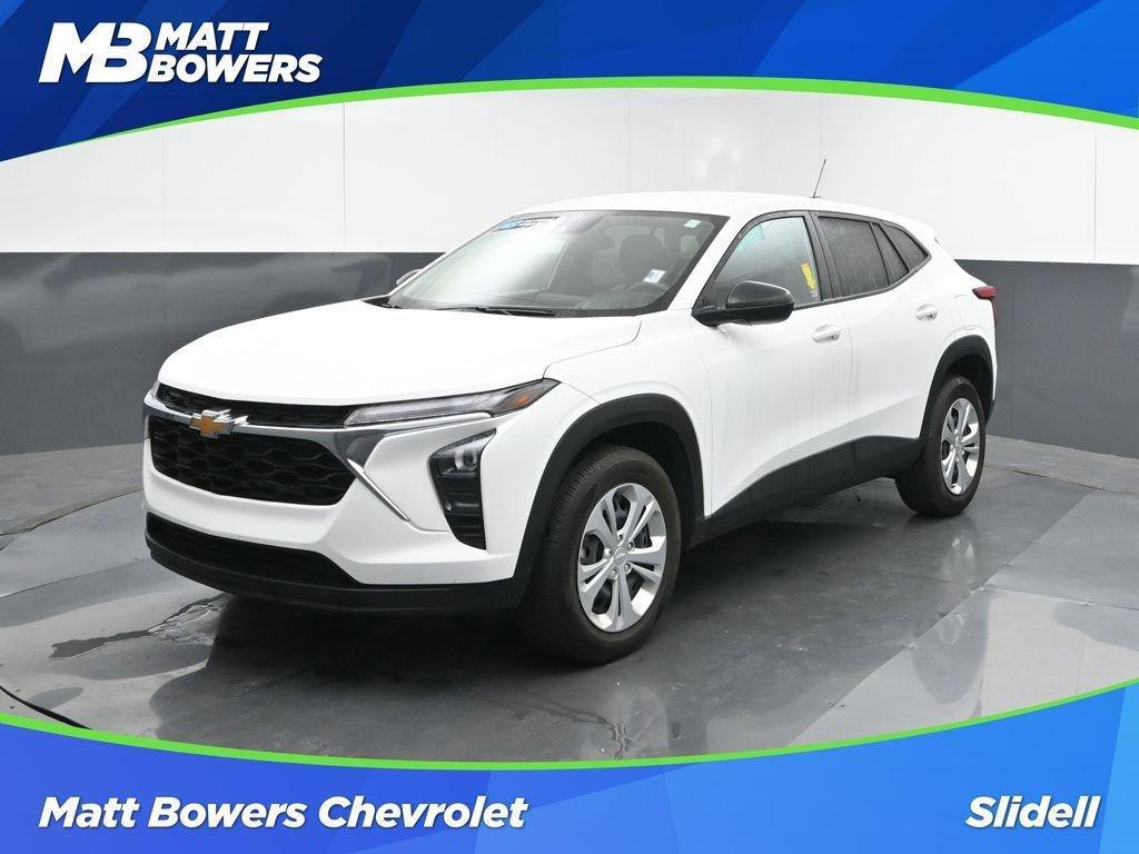 used 2025 Chevrolet Trax car, priced at $17,698