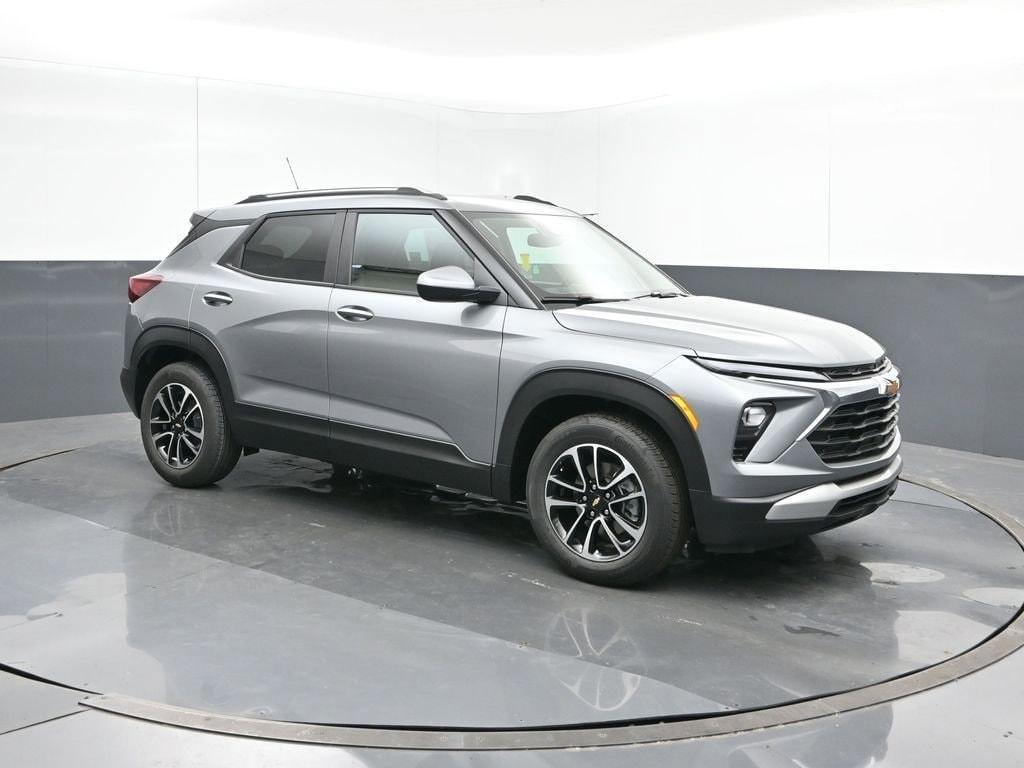 new 2026 Chevrolet TrailBlazer car, priced at $27,055