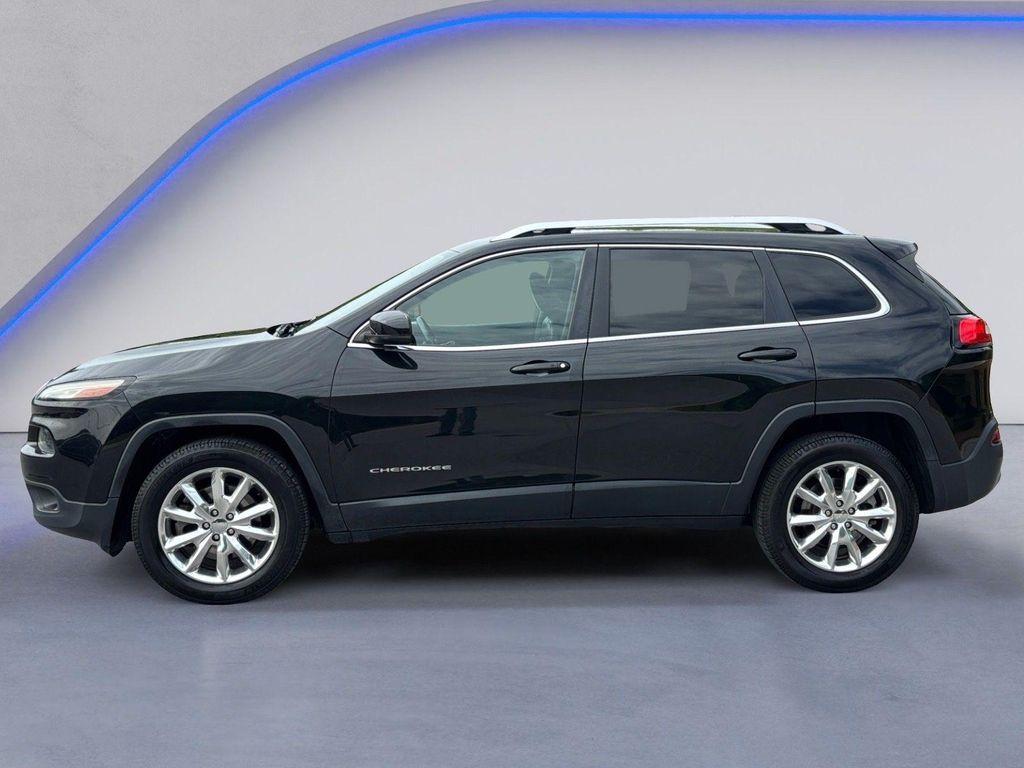 used 2016 Jeep Cherokee car, priced at $6,090